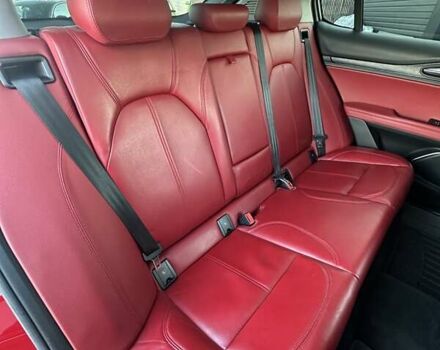 Красный Альфа Ромео Стелвио, объемом двигателя 2 л и пробегом 61 тыс. км за 19200 $, фото 24 на Automoto.ua