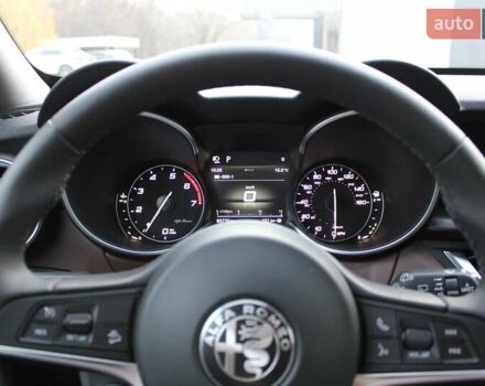 Красный Альфа Ромео Стелвио, объемом двигателя 2 л и пробегом 63 тыс. км за 21900 $, фото 37 на Automoto.ua