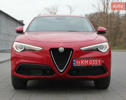 Красный Альфа Ромео Стелвио, объемом двигателя 2 л и пробегом 63 тыс. км за 21900 $, фото 4 на Automoto.ua
