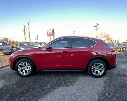 Красный Альфа Ромео Стелвио, объемом двигателя 2 л и пробегом 61 тыс. км за 19200 $, фото 7 на Automoto.ua