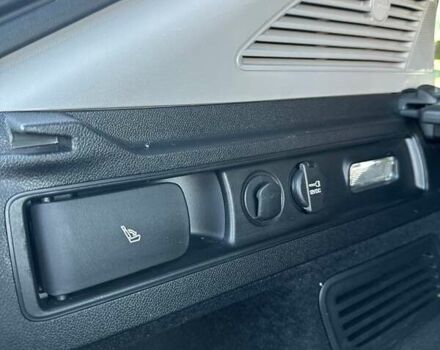 Красный Альфа Ромео Стелвио, объемом двигателя 2 л и пробегом 61 тыс. км за 19200 $, фото 17 на Automoto.ua