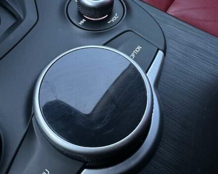 Красный Альфа Ромео Стелвио, объемом двигателя 2 л и пробегом 61 тыс. км за 19200 $, фото 40 на Automoto.ua