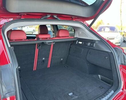 Красный Альфа Ромео Стелвио, объемом двигателя 2 л и пробегом 61 тыс. км за 19200 $, фото 16 на Automoto.ua