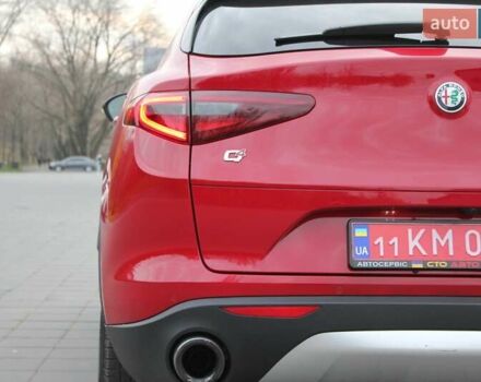 Красный Альфа Ромео Стелвио, объемом двигателя 2 л и пробегом 63 тыс. км за 21900 $, фото 14 на Automoto.ua