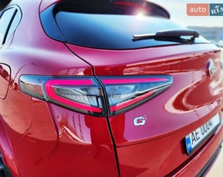 Красный Альфа Ромео Стелвио, объемом двигателя 2.9 л и пробегом 33 тыс. км за 57000 $, фото 10 на Automoto.ua