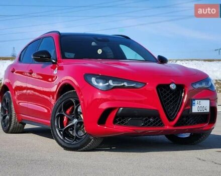 Красный Альфа Ромео Стелвио, объемом двигателя 2.9 л и пробегом 33 тыс. км за 57000 $, фото 2 на Automoto.ua