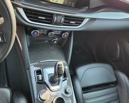 Красный Альфа Ромео Стелвио, объемом двигателя 2.9 л и пробегом 33 тыс. км за 57000 $, фото 57 на Automoto.ua