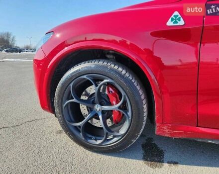 Красный Альфа Ромео Стелвио, объемом двигателя 2.9 л и пробегом 33 тыс. км за 57000 $, фото 66 на Automoto.ua