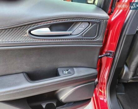 Красный Альфа Ромео Стелвио, объемом двигателя 2.9 л и пробегом 33 тыс. км за 57000 $, фото 32 на Automoto.ua