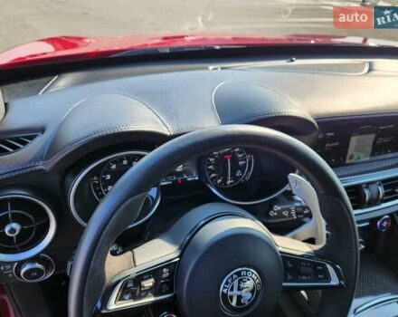 Красный Альфа Ромео Стелвио, объемом двигателя 2.9 л и пробегом 33 тыс. км за 57000 $, фото 34 на Automoto.ua