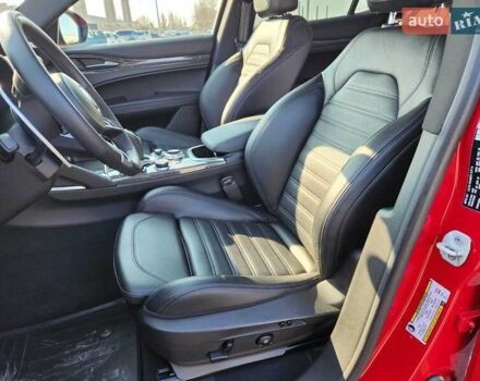 Красный Альфа Ромео Стелвио, объемом двигателя 2.9 л и пробегом 33 тыс. км за 57000 $, фото 38 на Automoto.ua