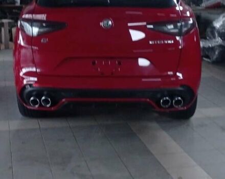 Красный Альфа Ромео Стелвио, объемом двигателя 2 л и пробегом 13 тыс. км за 32500 $, фото 4 на Automoto.ua