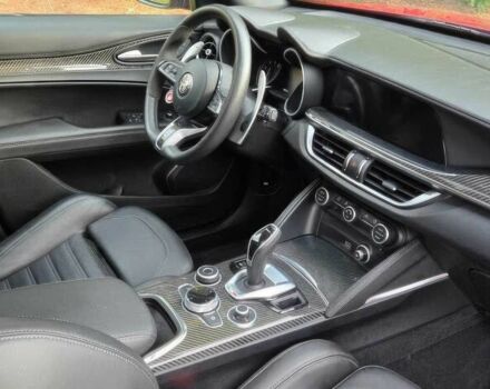 Красный Альфа Ромео Стелвио, объемом двигателя 2.9 л и пробегом 25 тыс. км за 13500 $, фото 8 на Automoto.ua