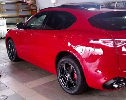 Красный Альфа Ромео Стелвио, объемом двигателя 2 л и пробегом 13 тыс. км за 32500 $, фото 8 на Automoto.ua
