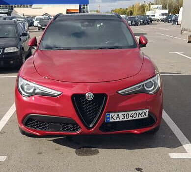 Червоний Альфа Ромео Стелвіо, об'ємом двигуна 2 л та пробігом 126 тис. км за 18700 $, фото 1 на Automoto.ua