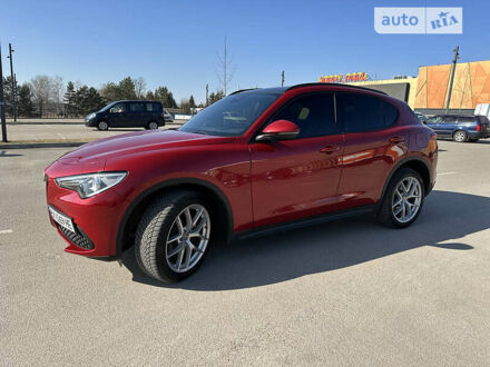 Альфа Ромео Стелвио 2017 в Ровно на Automoto.ua Красный Альфа Ромео Стелвио, объемом двигателя 2 л и пробегом 81 тыс. км за 28000 $, фото 1 на Automoto.ua