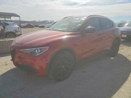 Красный Альфа Ромео Стелвио, объемом двигателя 0 л и пробегом 78 тыс. км за 5000 $, фото 1 на Automoto.ua