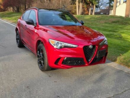 Красный Альфа Ромео Стелвио, объемом двигателя 2.9 л и пробегом 25 тыс. км за 13500 $, фото 1 на Automoto.ua