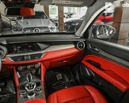 Альфа Ромео Стелвио, объемом двигателя 2 л и пробегом 11 тыс. км за 41500 $, фото 18 на Automoto.ua