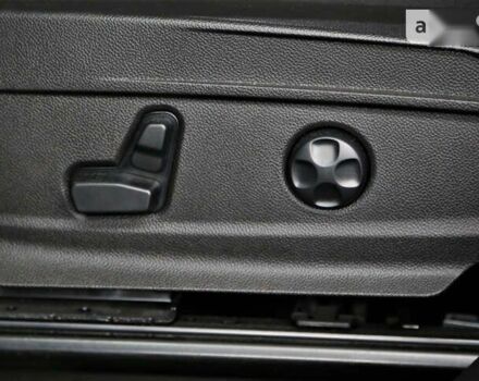 Альфа Ромео Стелвио, объемом двигателя 2 л и пробегом 10 тыс. км за 42900 $, фото 25 на Automoto.ua