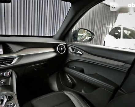 Альфа Ромео Стелвио, объемом двигателя 2 л и пробегом 10 тыс. км за 42900 $, фото 14 на Automoto.ua