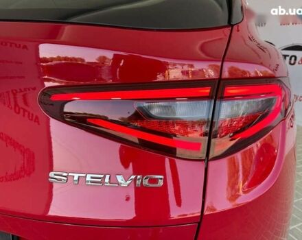 Альфа Ромео Стелвио, объемом двигателя 2.1 л и пробегом 103 тыс. км за 22850 $, фото 7 на Automoto.ua
