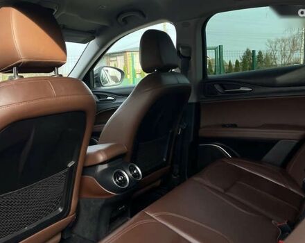 Альфа Ромео Стелвио, объемом двигателя 2 л и пробегом 81 тыс. км за 22500 $, фото 22 на Automoto.ua