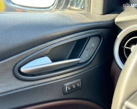 Альфа Ромео Стелвіо, об'ємом двигуна 2 л та пробігом 125 тис. км за 19999 $, фото 18 на Automoto.ua