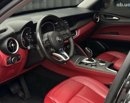 Альфа Ромео Стелвіо, об'ємом двигуна 2 л та пробігом 82 тис. км за 26350 $, фото 24 на Automoto.ua