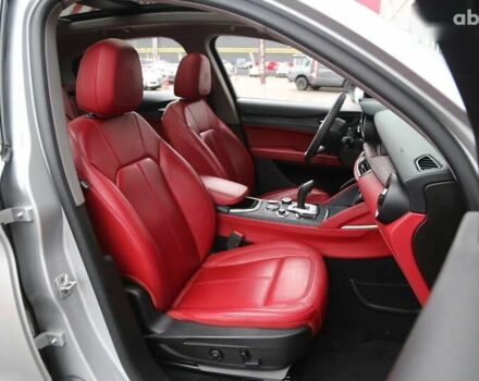 Альфа Ромео Стелвио, объемом двигателя 2 л и пробегом 130 тыс. км за 22900 $, фото 11 на Automoto.ua