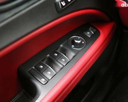 Альфа Ромео Стелвио, объемом двигателя 2 л и пробегом 130 тыс. км за 22900 $, фото 24 на Automoto.ua