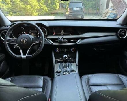 Серый Альфа Ромео Стелвио, объемом двигателя 2 л и пробегом 105 тыс. км за 18000 $, фото 11 на Automoto.ua