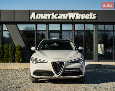 Серый Альфа Ромео Стелвио, объемом двигателя 2 л и пробегом 111 тыс. км за 20700 $, фото 1 на Automoto.ua