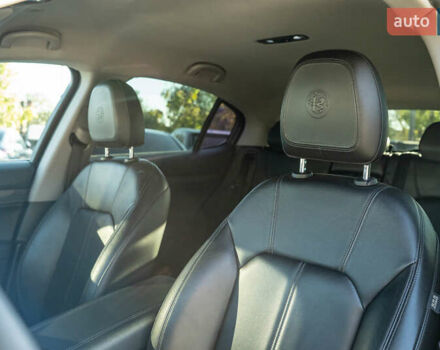 Серый Альфа Ромео Стелвио, объемом двигателя 2 л и пробегом 111 тыс. км за 20700 $, фото 33 на Automoto.ua