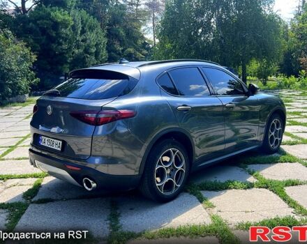 Альфа Ромео Стелвио 2017 в Харькове на Automoto.ua Серый Альфа Ромео Стелвио, объемом двигателя 2 л и пробегом 83 тыс. км за 22500 $, фото 5 на Automoto.ua