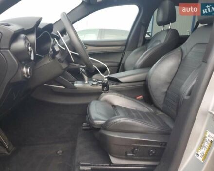 Серый Альфа Ромео Стелвио, объемом двигателя 2 л и пробегом 107 тыс. км за 5060 $, фото 6 на Automoto.ua