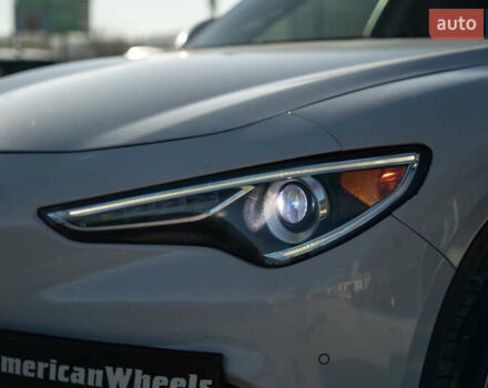 Серый Альфа Ромео Стелвио, объемом двигателя 2 л и пробегом 111 тыс. км за 20700 $, фото 13 на Automoto.ua