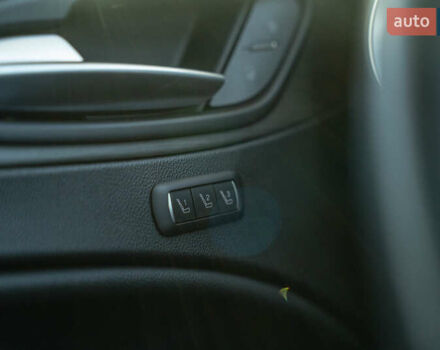 Серый Альфа Ромео Стелвио, объемом двигателя 2 л и пробегом 111 тыс. км за 20700 $, фото 17 на Automoto.ua