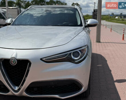 Серый Альфа Ромео Стелвио, объемом двигателя 2 л и пробегом 155 тыс. км за 16900 $, фото 10 на Automoto.ua