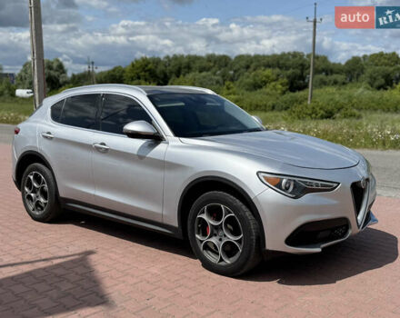Серый Альфа Ромео Стелвио, объемом двигателя 2 л и пробегом 155 тыс. км за 16900 $, фото 8 на Automoto.ua