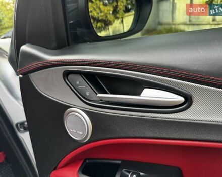 Альфа Ромео Стелвио 2018 в Киеве на Automoto.ua Серый Альфа Ромео Стелвио, объемом двигателя 2 л и пробегом 83 тыс. км за 31900 $, фото 20 на Automoto.ua