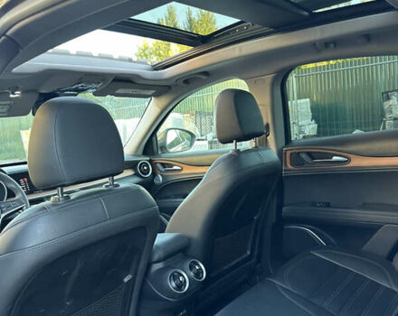 Альфа Ромео Стелвио 2018 в Киеве на Automoto.ua Серый Альфа Ромео Стелвио, объемом двигателя 2 л и пробегом 60 тыс. км за 22000 $, фото 10 на Automoto.ua