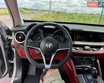 Серый Альфа Ромео Стелвио, объемом двигателя 2 л и пробегом 155 тыс. км за 16900 $, фото 28 на Automoto.ua