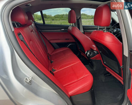 Серый Альфа Ромео Стелвио, объемом двигателя 2 л и пробегом 155 тыс. км за 16900 $, фото 40 на Automoto.ua