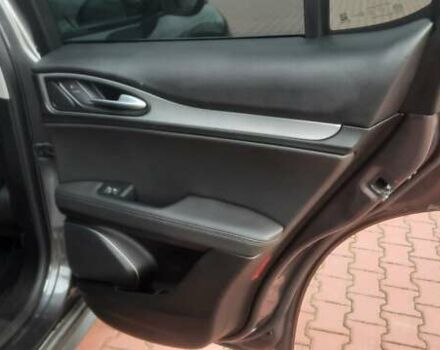 Серый Альфа Ромео Стелвио, объемом двигателя 2 л и пробегом 84 тыс. км за 17500 $, фото 31 на Automoto.ua