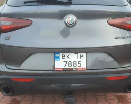 Серый Альфа Ромео Стелвио, объемом двигателя 2 л и пробегом 84 тыс. км за 17500 $, фото 9 на Automoto.ua