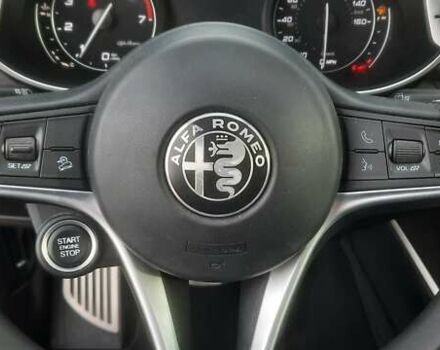 Серый Альфа Ромео Стелвио, объемом двигателя 2 л и пробегом 84 тыс. км за 17500 $, фото 34 на Automoto.ua