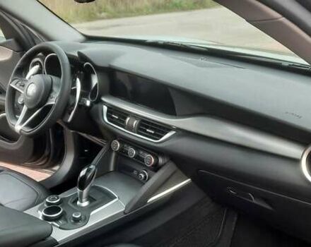 Серый Альфа Ромео Стелвио, объемом двигателя 2 л и пробегом 84 тыс. км за 17500 $, фото 26 на Automoto.ua