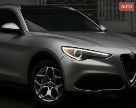 Серый Альфа Ромео Стелвио, объемом двигателя 2 л и пробегом 130 тыс. км за 22900 $, фото 3 на Automoto.ua