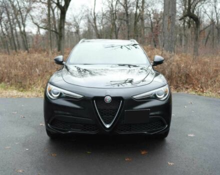 Серый Альфа Ромео Стелвио, объемом двигателя 2 л и пробегом 48 тыс. км за 12500 $, фото 1 на Automoto.ua